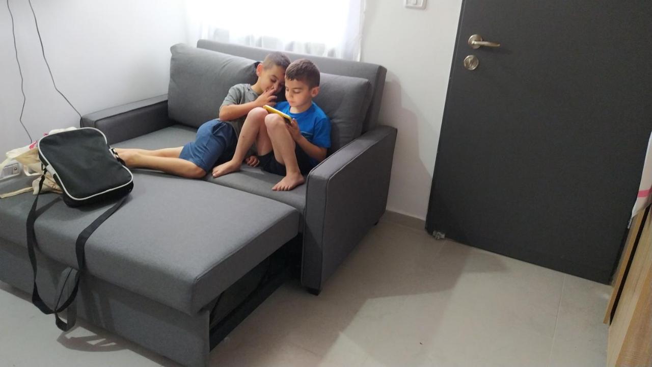 יחידת אירוח בבית ורדי Tiberiade Esterno foto